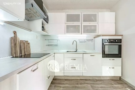 Prodej bytu 3+1 83 m² Habrová, Teplice - Nová Ves