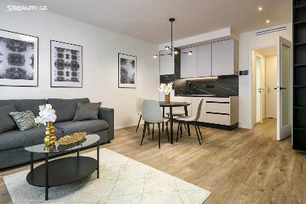 Prodej bytu 1+kk 33 m² Hábova, Praha - Stodůlky