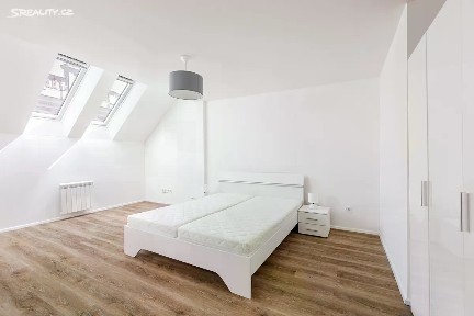 Prodej bytu 1+kk 36 m² Petrská, Praha - Nové Město