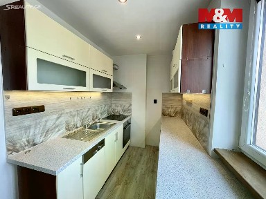 Pronájem bytu 2+1 60 m² Tyršova, Jílové u Prahy