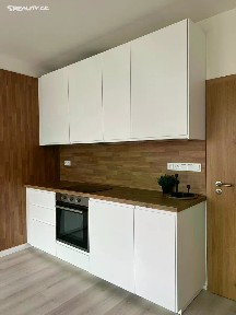 Pronájem bytu 1+kk 28 m² Dornych, Brno
