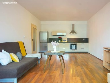 Pronájem bytu 1+kk 45 m² Hybešova, Brno - Staré Brno