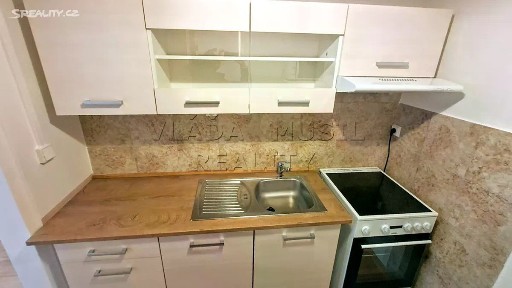 Pronájem bytu 2+kk 40 m² Ohradní, Praha - Michle