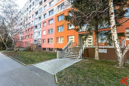 Pronájem bytu 3+kk 69 m² Veronské nám., Praha - Horní Měcholupy