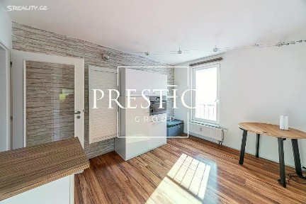 Pronájem bytu 2+kk 56 m² Kapitulská, Praha - Michle