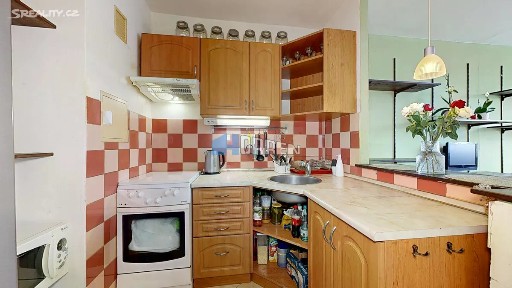 Prodej bytu 2+kk 42 m² Holandská, Kladno - Kročehlavy