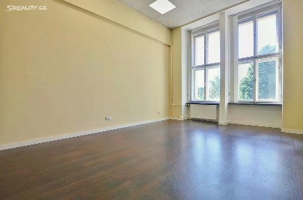 Pronájem kanceláře 32 m² Kutnohorská, Kolín - Kolín IV