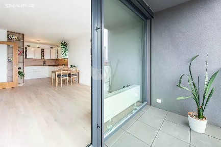 Prodej bytu 3+kk 83 m² Květnového vítězství, Praha - Chodov