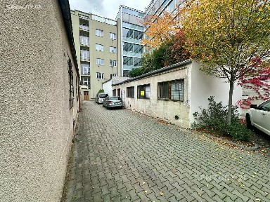 Pronájem skladového prostoru 167 m² 5. května, Praha - Nusle