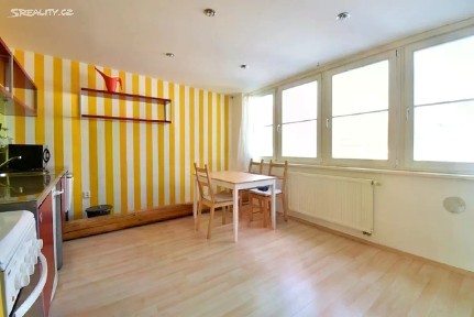 Pronájem bytu 1+kk 58 m² Veselá, Brno - Brno-město