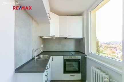 Prodej bytu 1+kk 30 m² Květnového vítězství, Praha - Chodov