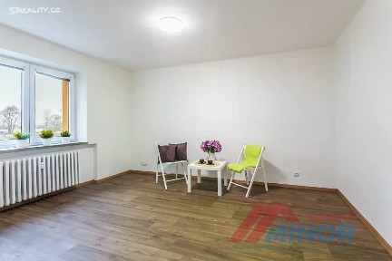 Pronájem bytu 1+1 28 m² Rabasova, Slaný