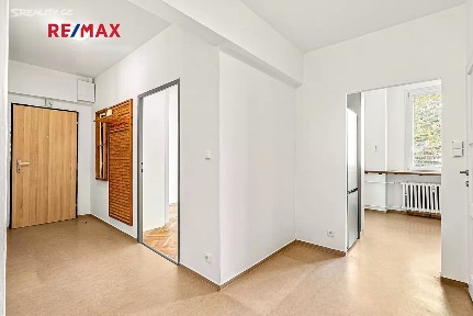 Praha, Praha 10, Vršovice, Litevská, 9