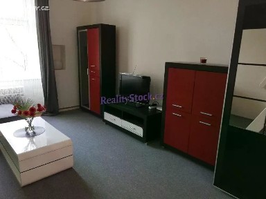 Pronájem bytu 1+1 32 m² Seifertova, Praha - Žižkov