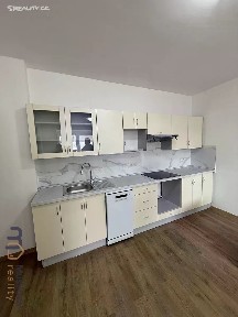 Pronájem bytu 2+kk 47 m² Dubská, Teplice