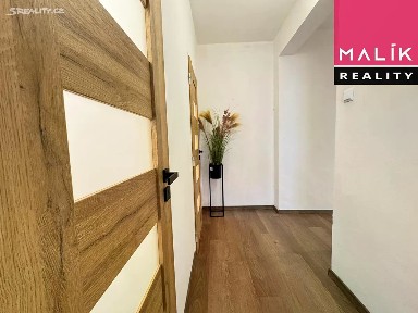 Prodej bytu 2+1 76 m² Vančurova, Ostrov