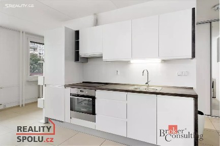 Prodej bytu 1+1 34 m² Taškentská, Praha - Vršovice