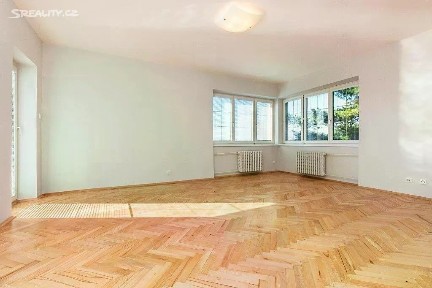 Pronájem bytu 3+1 84 m² Pod Vlachovkou, Praha - Libeň