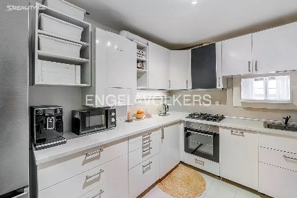 Pronájem bytu 3+1 83 m² Pod strašnickou vinicí, Praha - Strašnice