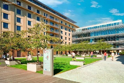 Pronájem kanceláře 603 m² Jankovcova, Praha - Holešovice