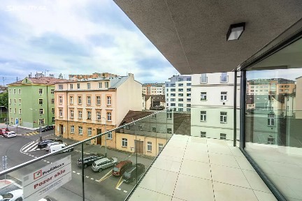 Pronájem bytu 3+kk 84 m² Kotlaska, Praha - Libeň