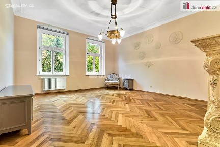 Karlovy Vary, Svahová