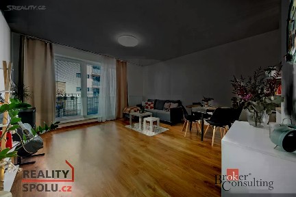 Prodej bytu 2+kk 54 m² Antonína Petrofa, Hradec Králové - Nový Hradec Králové