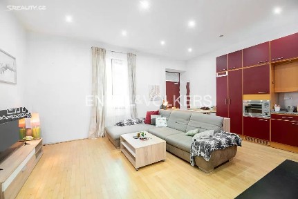 Pronájem bytu 2+kk 54 m² Letenské náměstí, Praha - Bubeneč