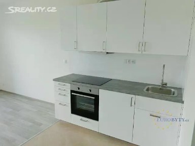 Pronájem bytu 1+kk 35 m² Kadečkové, Praha - Letňany