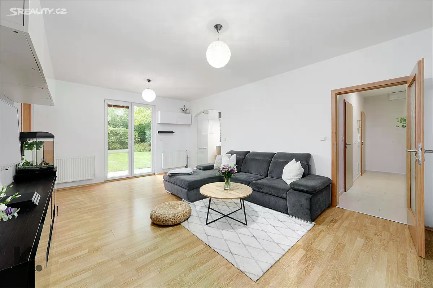 Prodej bytu 3+kk 69 m² Průběžná, Nupaky