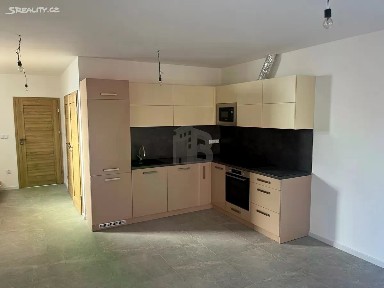 Pronájem rodinného domu 100 m², pozemek 100 m² Čacké, Pardubice - Zelené Předměstí