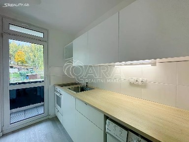 Pronájem bytu 2+1 46 m² Lenora