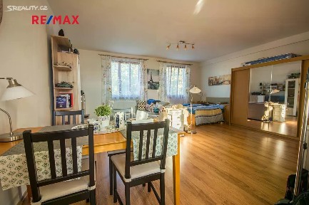 Pronájem bytu 1+kk 55 m² Mrštíkova, Hradec Králové - Nový Hradec Králové