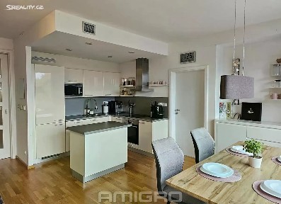 Pronájem bytu 3+kk 96 m² Preslova, Brno - Stránice