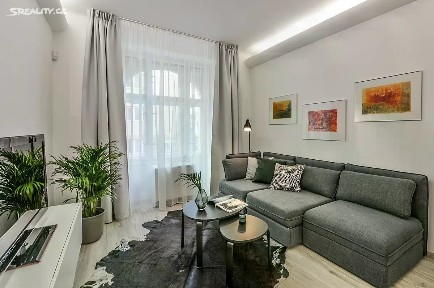 Pronájem bytu 2+kk 50 m² Plavecká, Praha - Nové Město