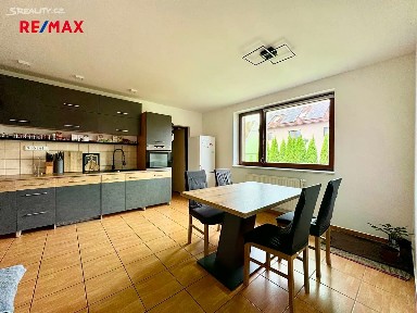 Prodej obchodního prostoru 313 m² Dolní Újezd - Staměřice