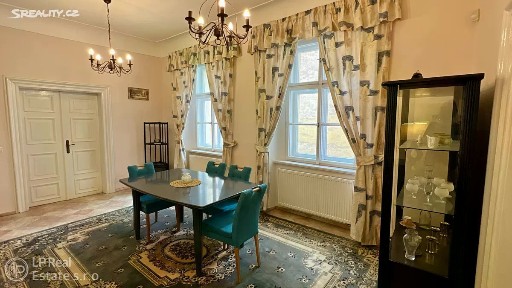 Pronájem bytu 3+1 104 m² Týnská ulička, Praha - Staré Město