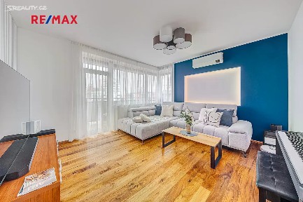 Prodej bytu 3+kk 85 m² Podkovářská, Praha - Vysočany