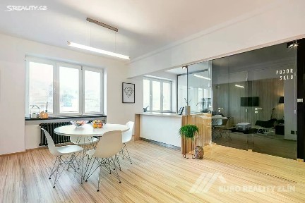 Pronájem bytu 2+kk 73 m² Sadová, Zlín