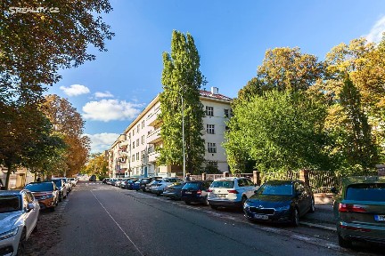 Prodej bytu 4+kk 86 m² Generála Píky, Praha - Dejvice