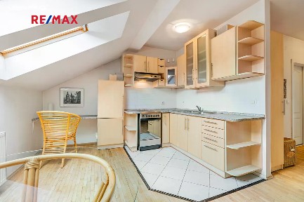 Prodej bytu 2+kk 40 m² Blahníkova, Praha - Žižkov