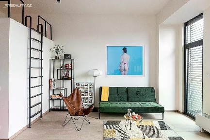 Pronájem bytu 1+kk 49 m² V Háji, Praha - Holešovice