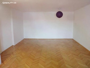 Pronájem bytu 2+1 67 m² Bubenečská, Praha