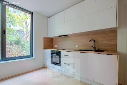 Praha, Praha 8, Libeň, Na Okrouhlíku, 37