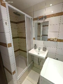 Pronájem bytu 1+kk 32 m² Obvodová, Ústí nad Labem - Krásné Březno