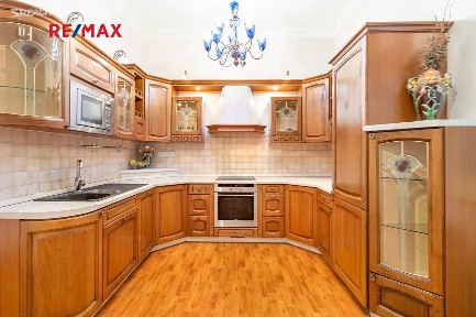 Prodej bytu 3+1 119 m² Mariánskolázeňská, Karlovy Vary