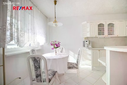 Prodej bytu 3+kk 75 m² Petýrkova, Praha - Chodov