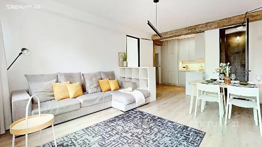 Pronájem bytu 3+kk 68 m² Sokolovská, Praha - Libeň