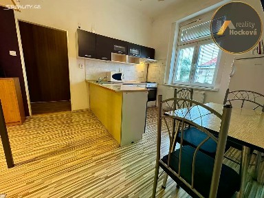 Pronájem bytu 2+kk 40 m² Elektrárenská, Praha - Michle