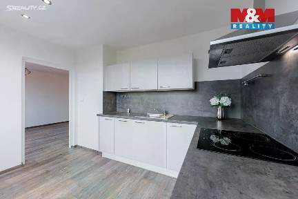 Prodej bytu 2+1 61 m² Maďarská, Karlovy Vary - Drahovice